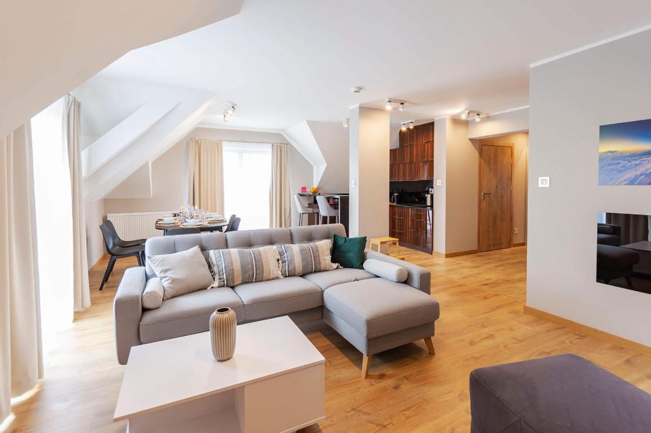 Apartament Vacationclub - Karkonoska 10 *